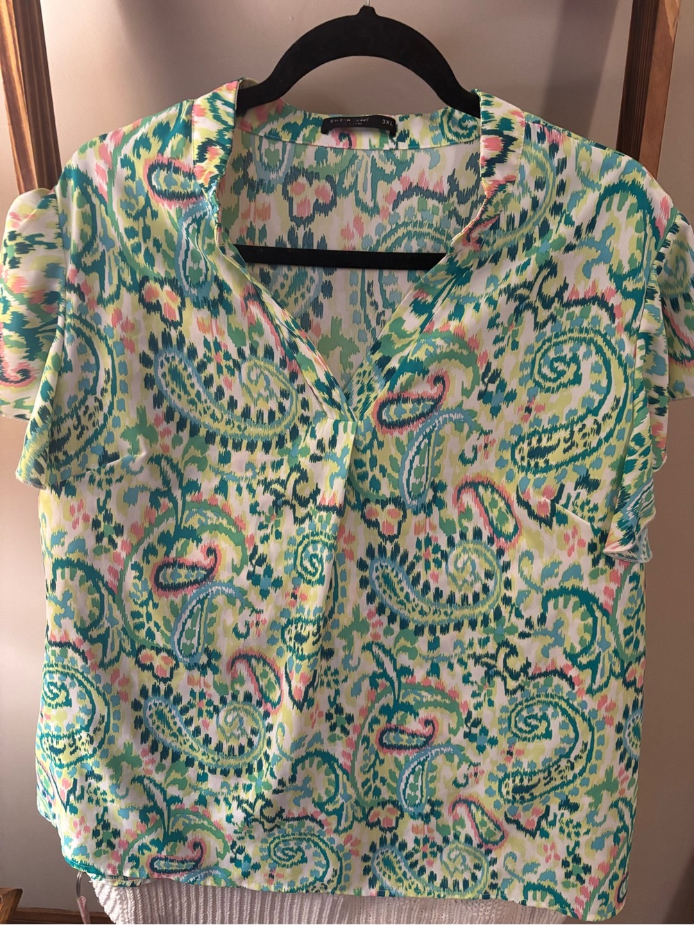 SHEIN Green Paisley Short Sleeve Blouse with Pink & Cream Accents